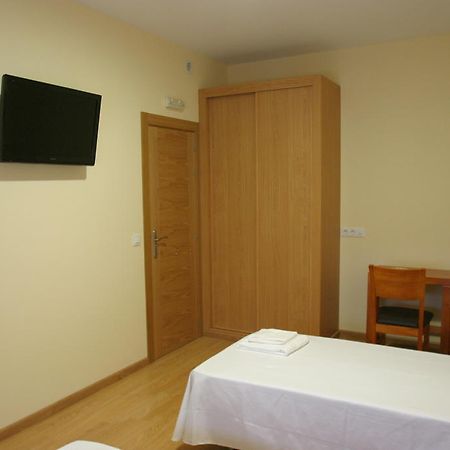Albergue La Encina Hospital de Órbigo Стая снимка